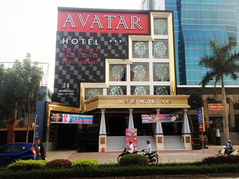 Avatar Hotel Vinh Esterno foto