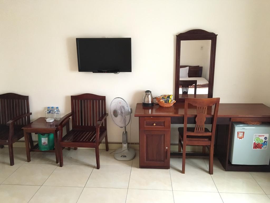 Avatar Hotel Vinh Esterno foto