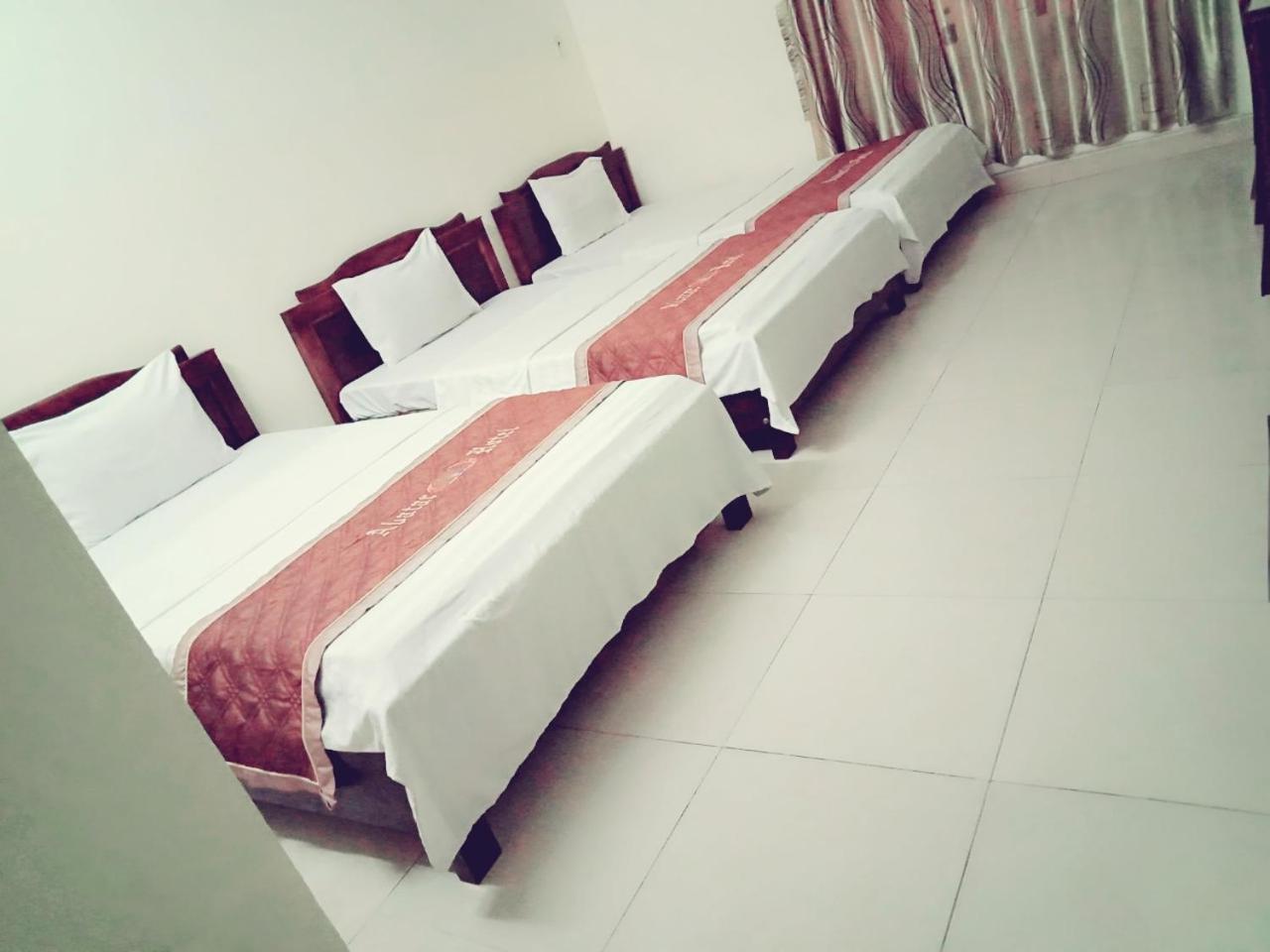 Avatar Hotel Vinh Esterno foto